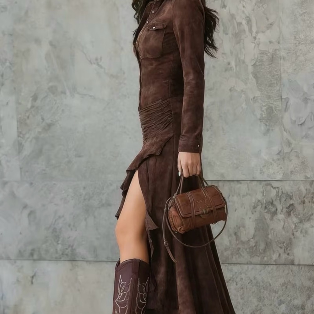 Elegant Brown Long Sleeve Dress - Picture 3 of 6